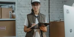 quality-check-girl